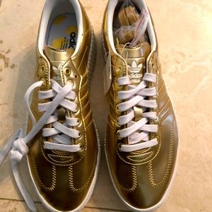 Gold Adidas Tennis Shoes